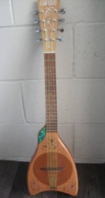 Tahitian banjo1.jpg